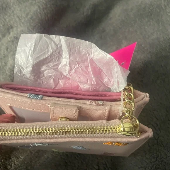 Betsey Johnson Pink Bear Pouch - Picture 5 of 10